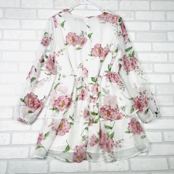 PrettyLittleThing White Floral Chiffon Plunge Skater Dress Size 10 NWT‎ - Picture 8 of 14
